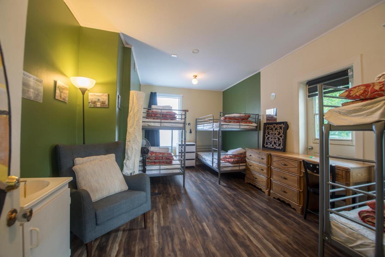 Auberge Du Monde Trois-Rivières Екстериор снимка